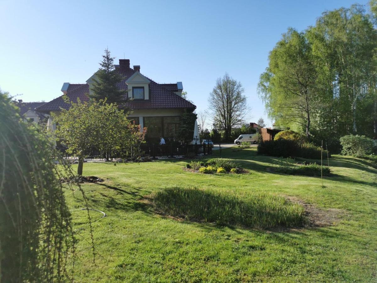Hubertus Aparthotel & Restaurant & Horse Club Starogard Gdański Exterior foto